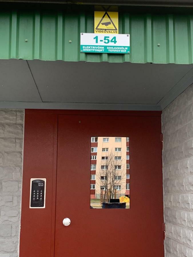 Ореховая Горка Апартаменты С Балконом И Лифтом Narva Ngoại thất bức ảnh